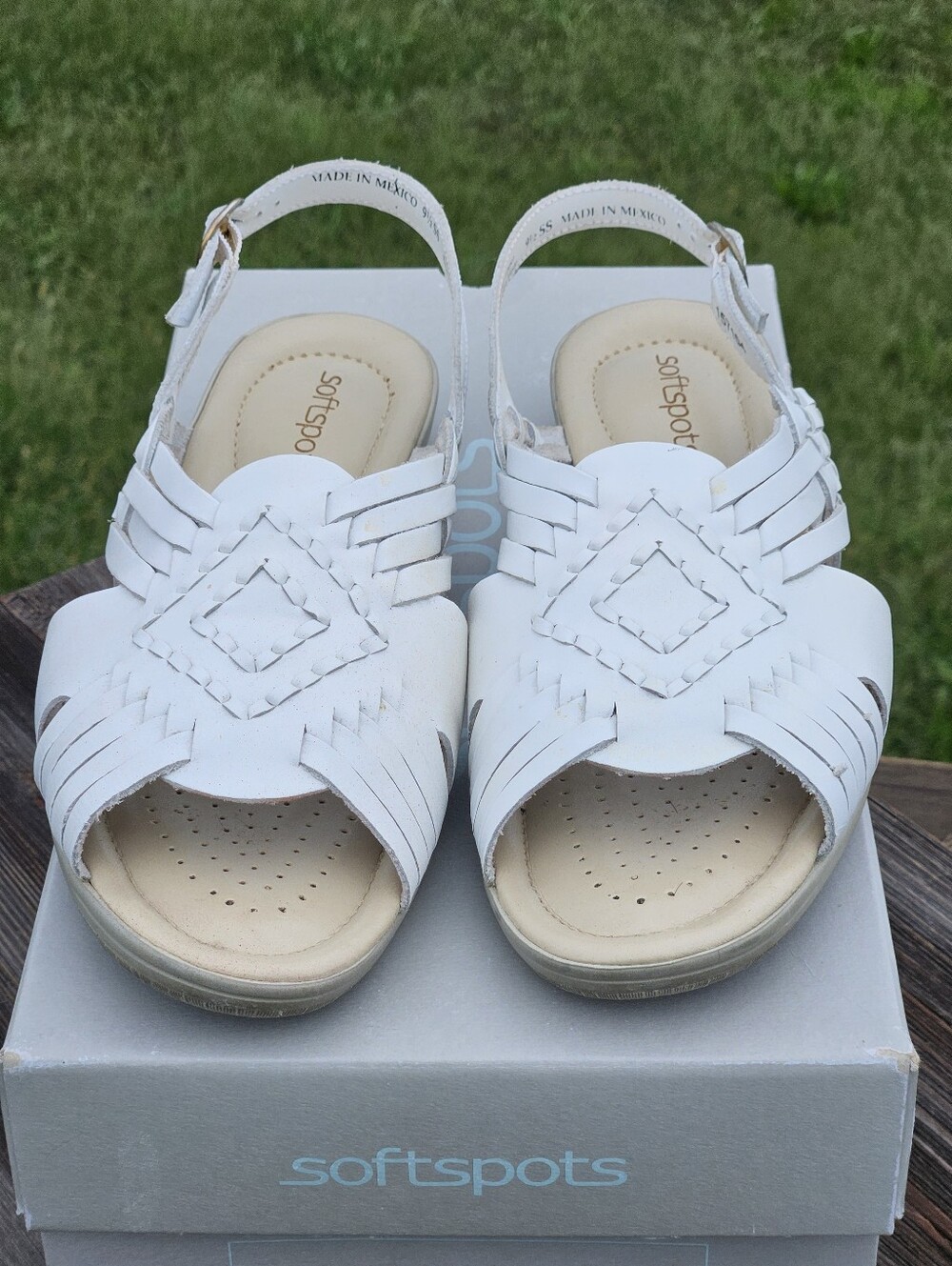 VTG Softspots Tela White Leather Huarache Sandals Womens 9.5 Boho Comfort Woven
